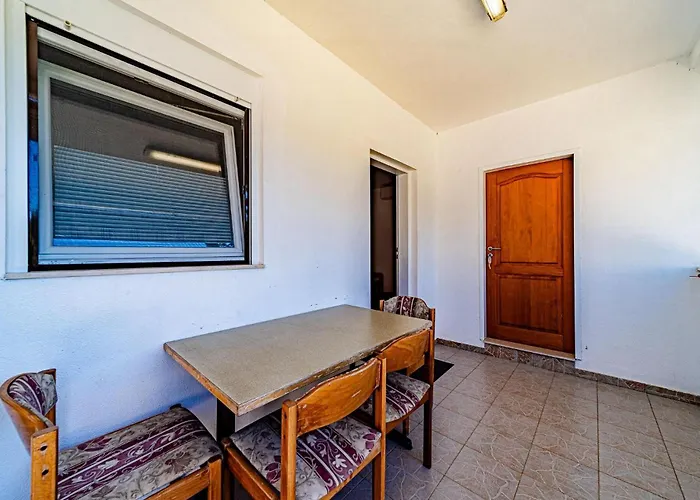 Pet Friendly In With View Apartamento Viganj